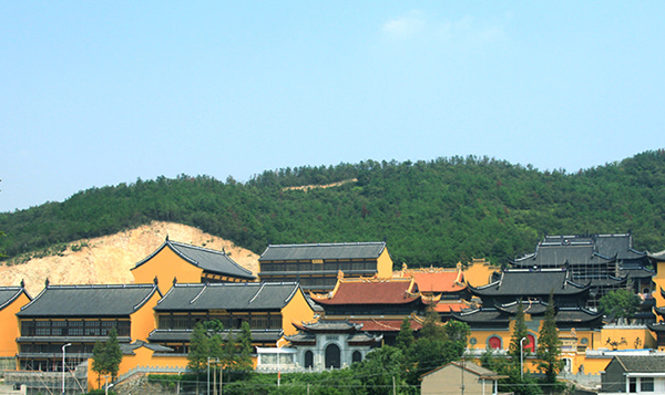 寺庙古建筑设计的传统韵味与布局特色